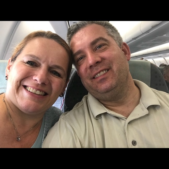 Meet your Posher, Jennifer - Picture 2 of 3